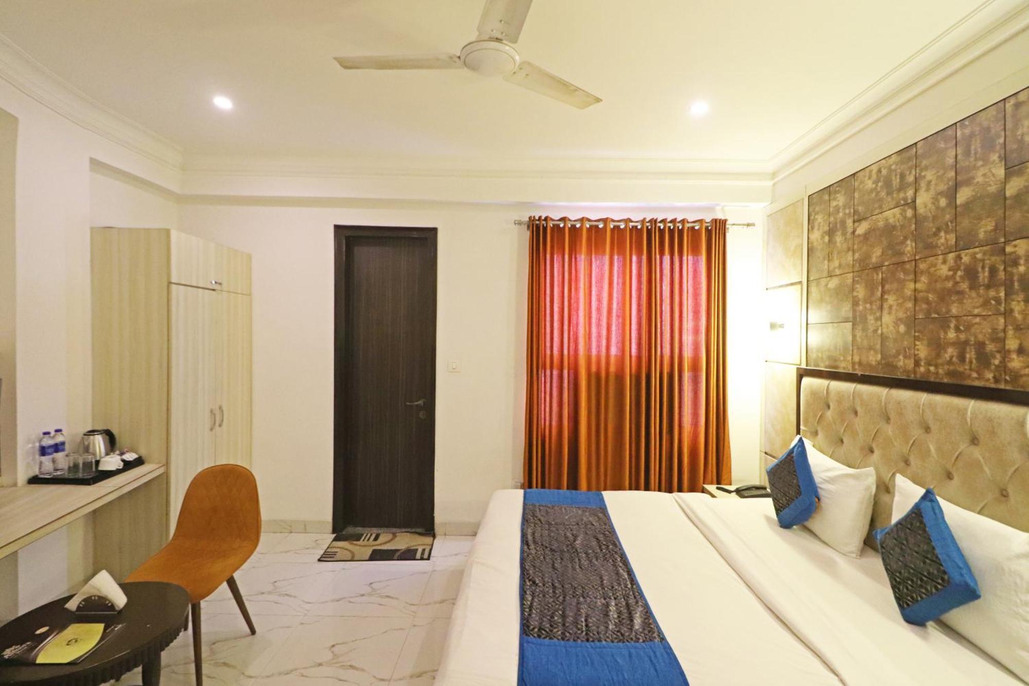 Hotel Almora Inn - Near By Delhi International Airport - With Free Airport Pickup And Drop Нью-Дели Экстерьер фото
